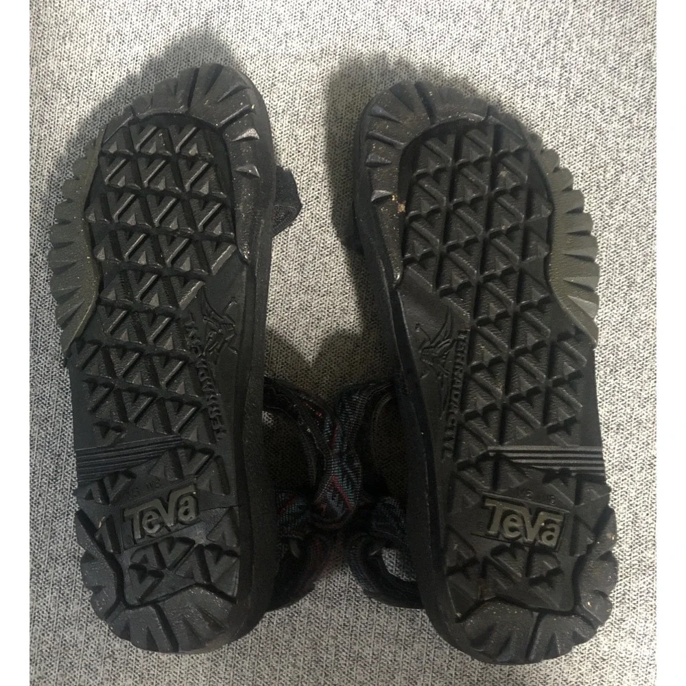 Teva TERRADACTYL Unisex Black Red Blue Sport Sandals Aztec Print Mens 6 Womens 8